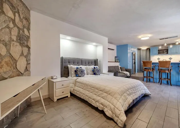 Medano Marina Downtown Walkable, Cozy Сasa de vacaciones Cabo San Lucas
